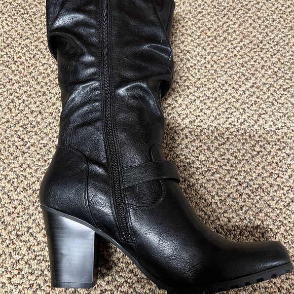 Women's Apt 9 Black Tall Boots Size 9.5 NWOT - Picture 2 of 6